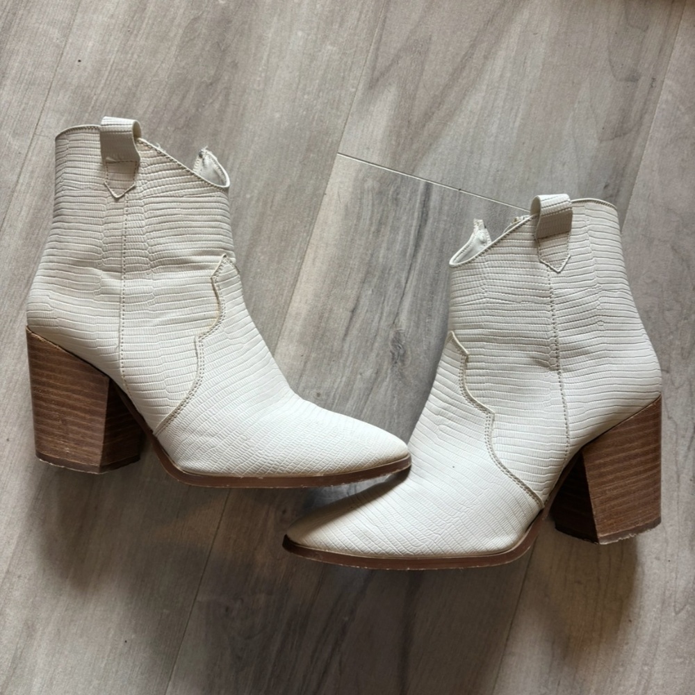White Cowgirl Boots